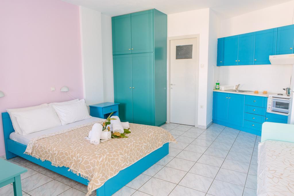 Aparthotel Μeltemi Glífa Exterior foto